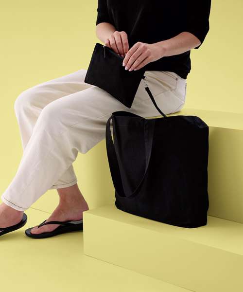 Cruise recycled tote with detachable purse